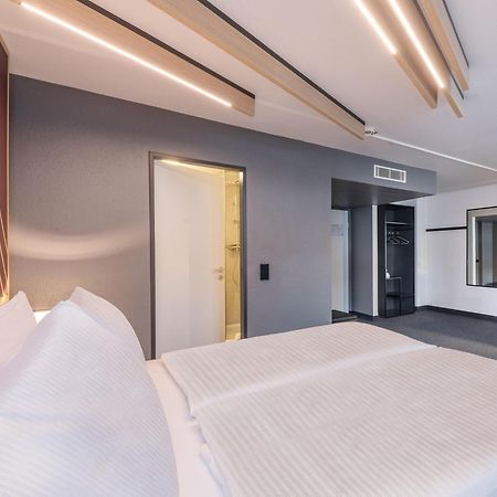 B&B Hotel Aachen-Hbf Bagian luar foto
