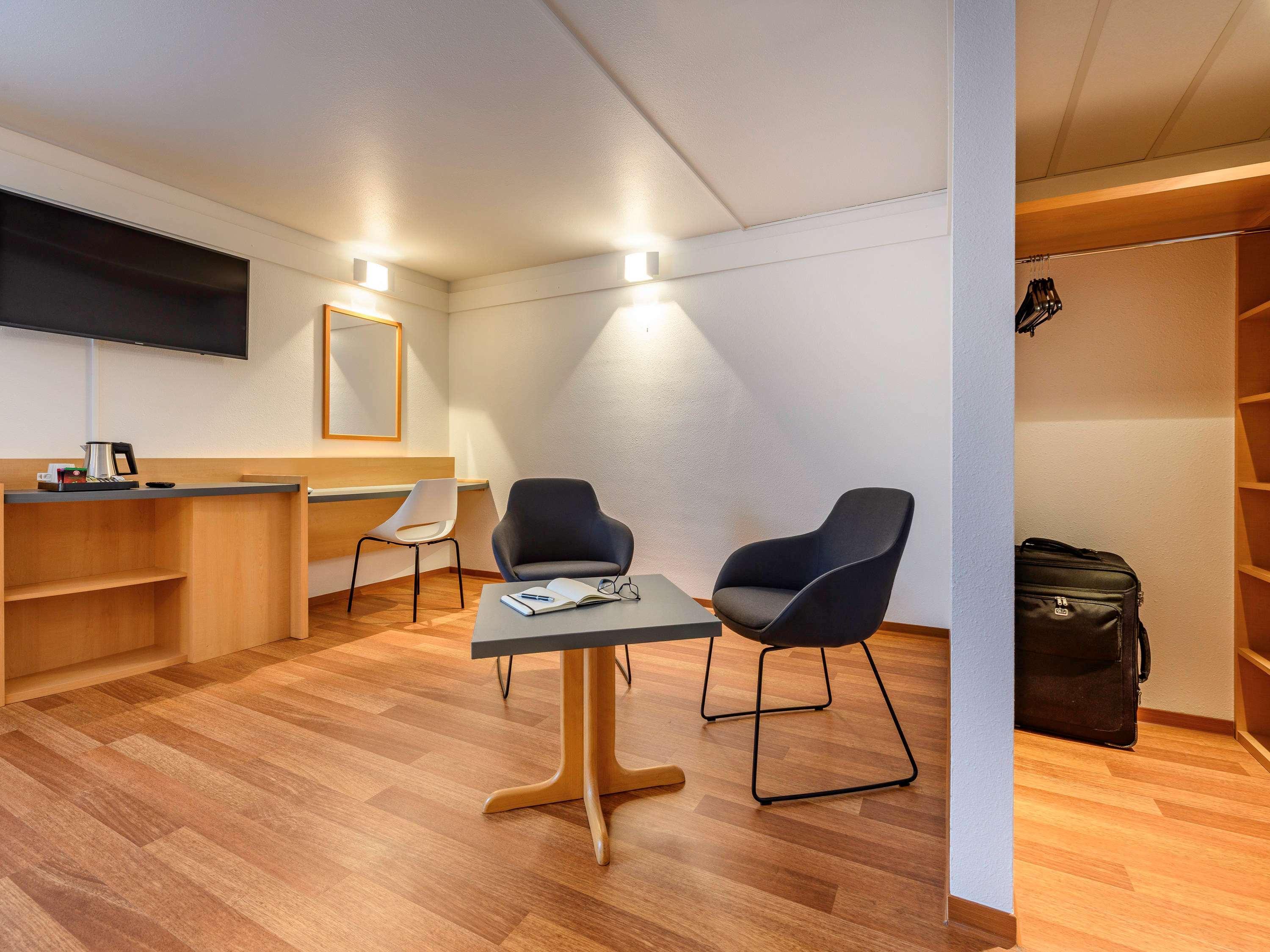 B&B Hotel Aachen-Hbf Bagian luar foto