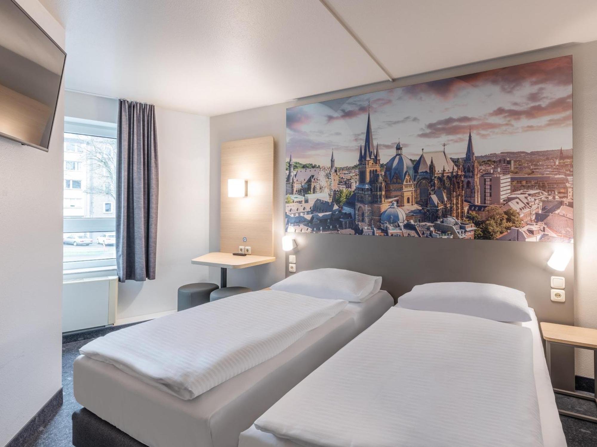 B&B Hotel Aachen-Hbf Bagian luar foto