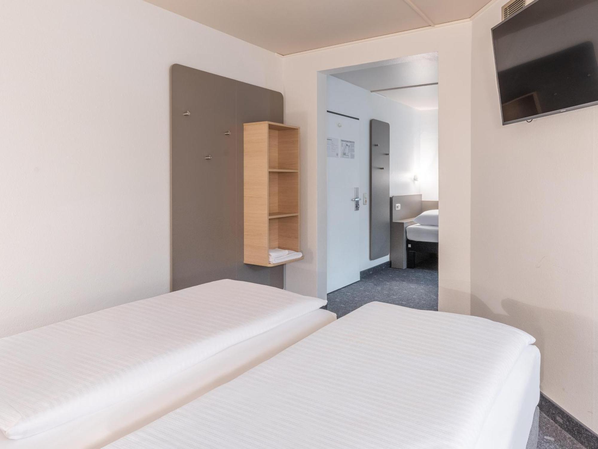 B&B Hotel Aachen-Hbf Bagian luar foto