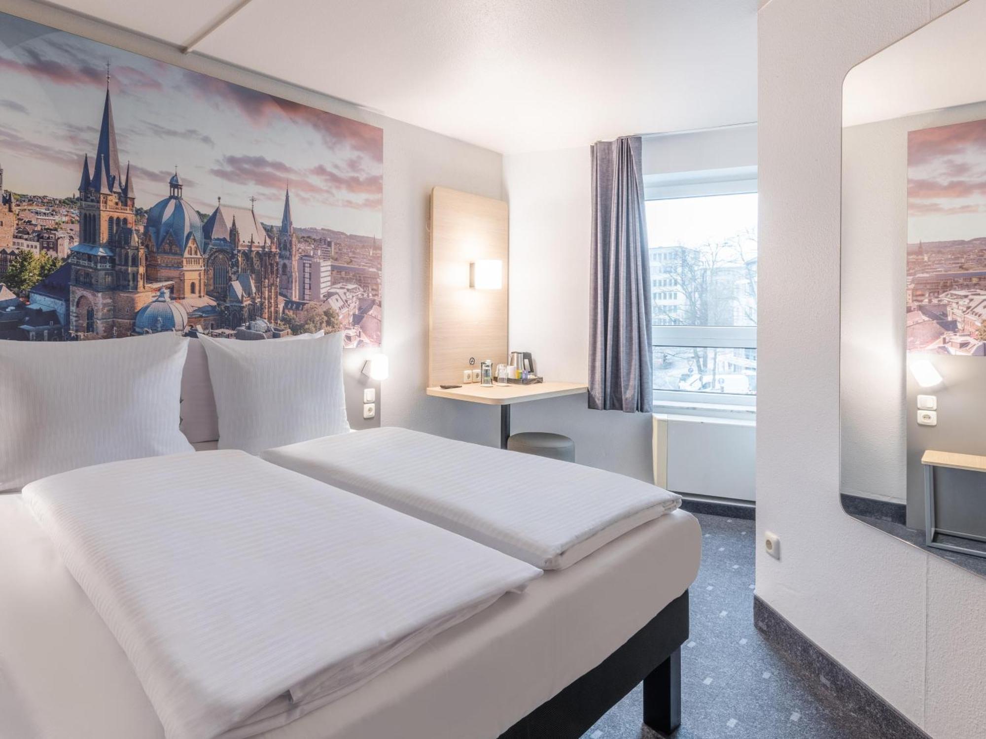 B&B Hotel Aachen-Hbf Bagian luar foto