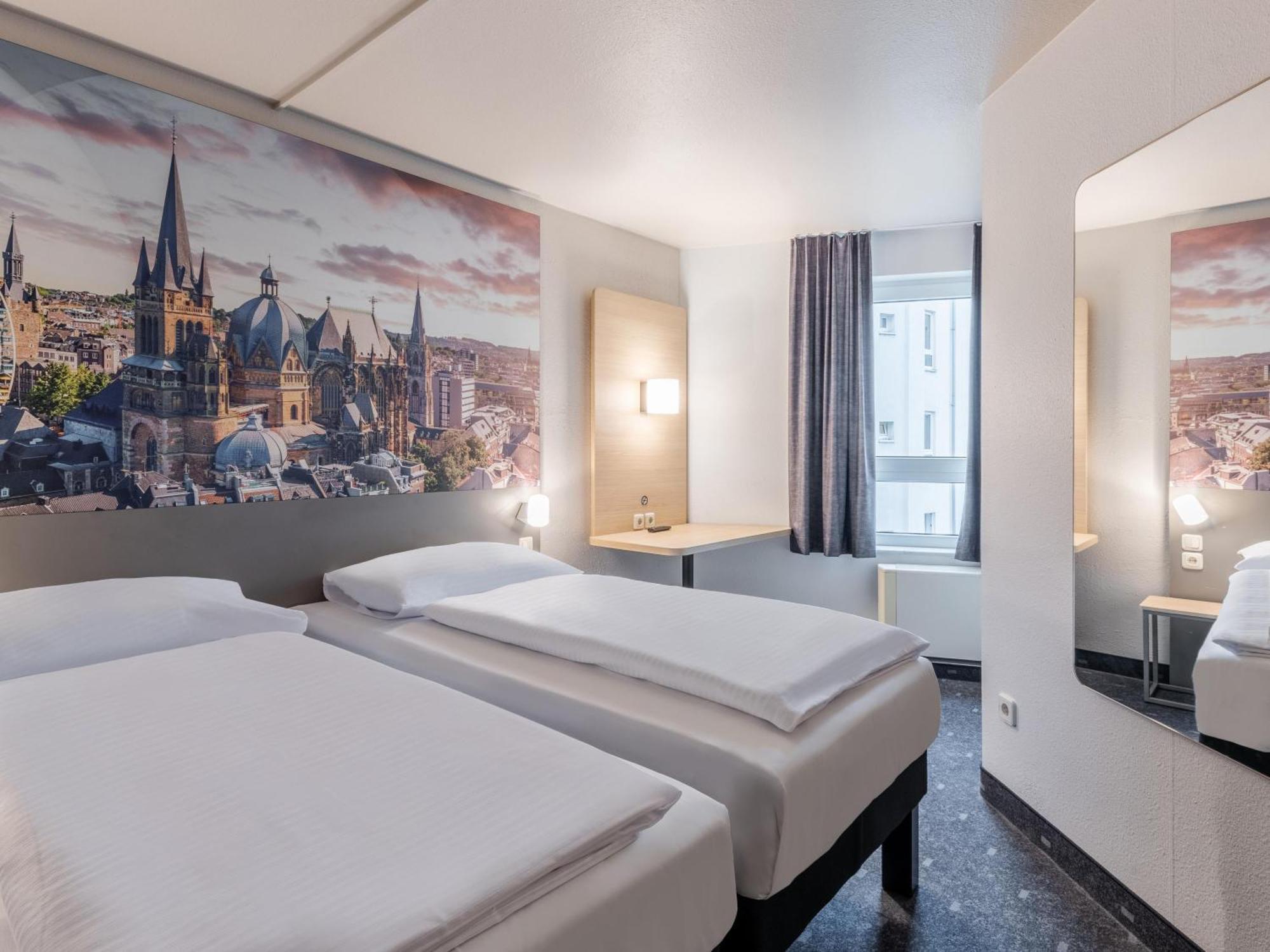 B&B Hotel Aachen-Hbf Bagian luar foto